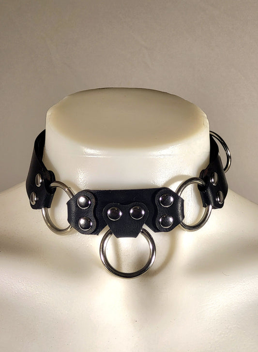 Black Collar w/ Center Ring